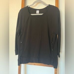 Time and Tru Maternity Black Knit Scoop Neck Button Nursing Access Long Sleeve M